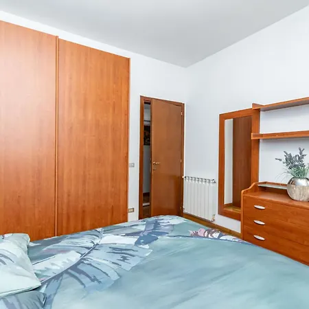 Into The Blu With Private Parking! * Siena