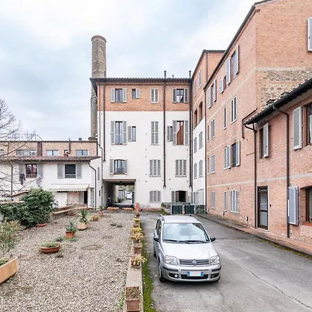 Into The Blu With Private Parking! * Siena