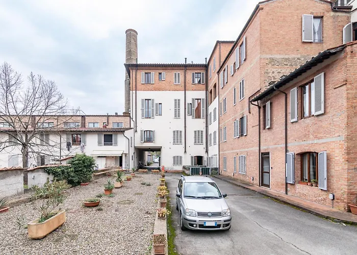 Into The Blu With Private Parking! * Siena